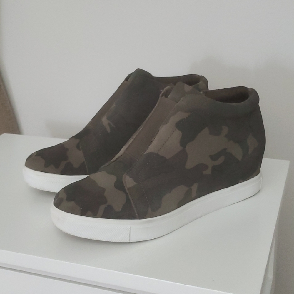 Wedge Sneakers